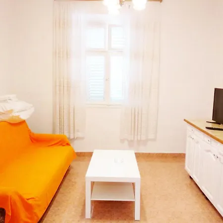 Old House Kate Cakelic Apartment *